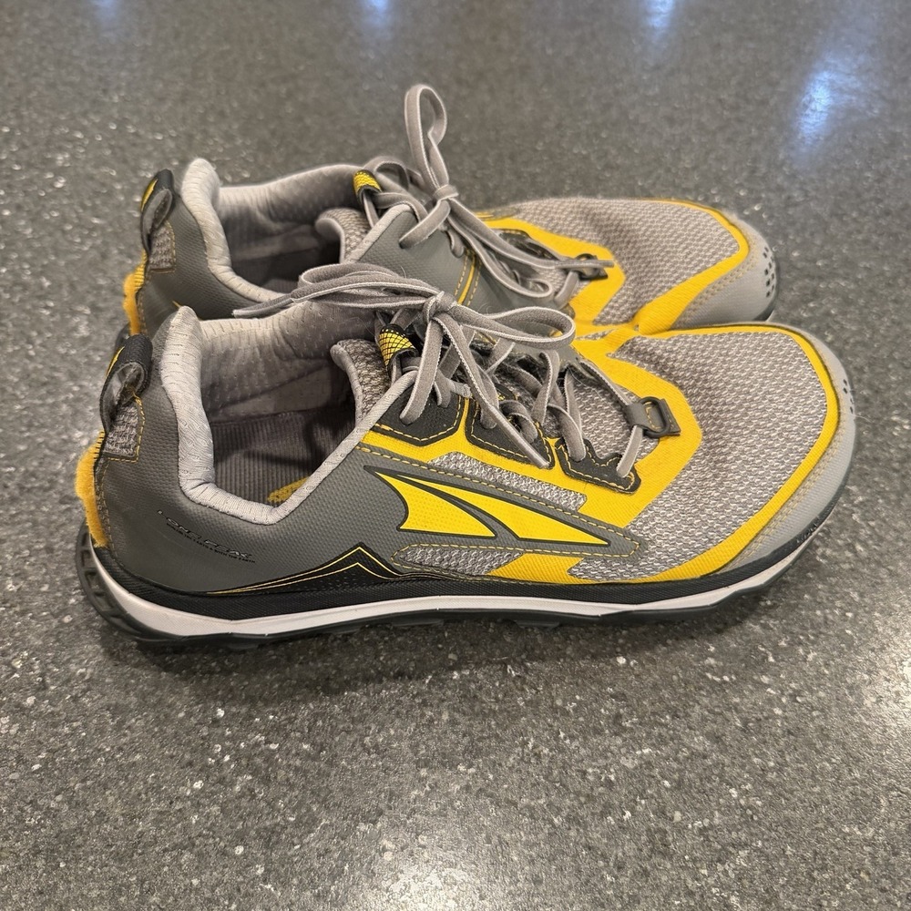 Lone Peak 5 SE Running Shoe - Men's Size 9 Yellow Grey‎ Trail Hiking Running
